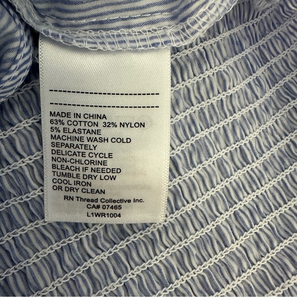 LAUNDRY BY SHELLI SEGAL Striped Puff Sleeve Top Blue and White EUC - Picture 4 of 5